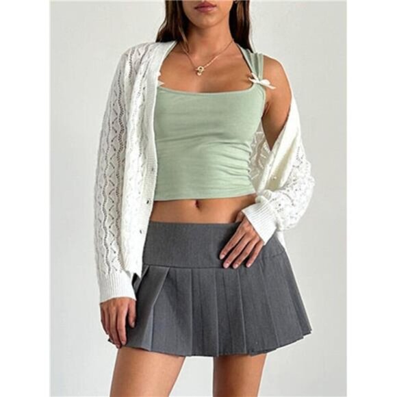 Bow Detail Square Neck Cropped Tank - Picture 6 of 16